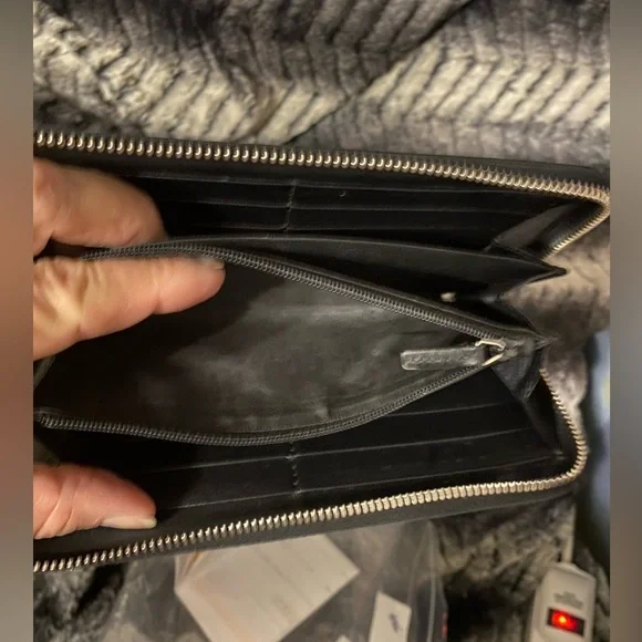 Gucci Long Wallet GG Supreme Eagle Pvc women/Men Black W/COA